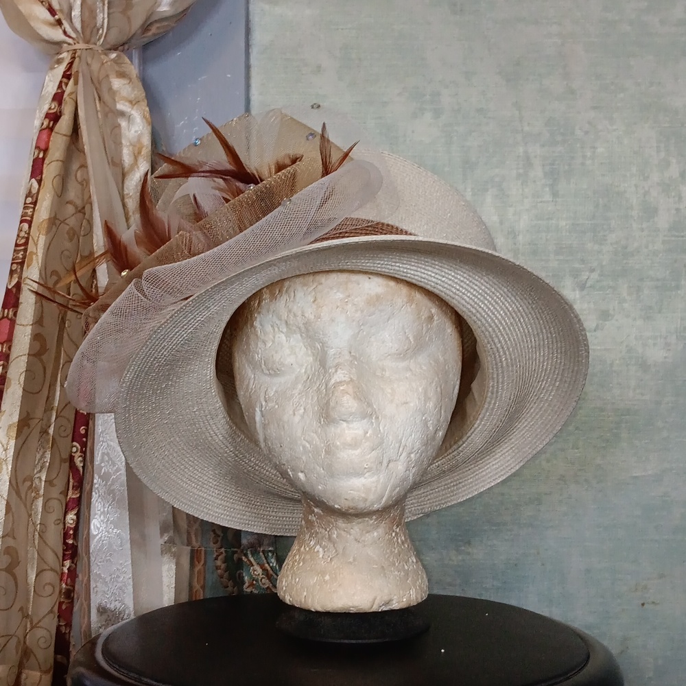 Kakyco Baige Metallic Boater Church Hat